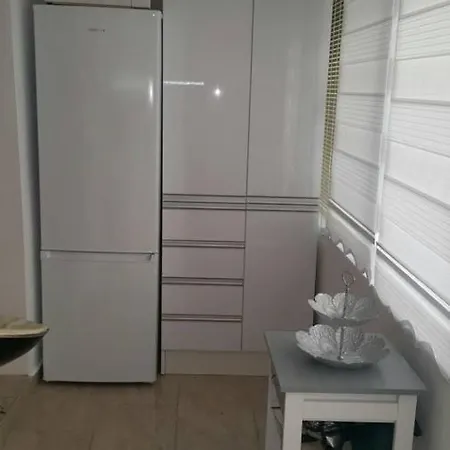 Улица „Цар Асен“ דירה פומורי